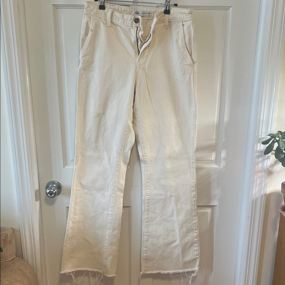ZARA Off-White bootcut Leg Jeans